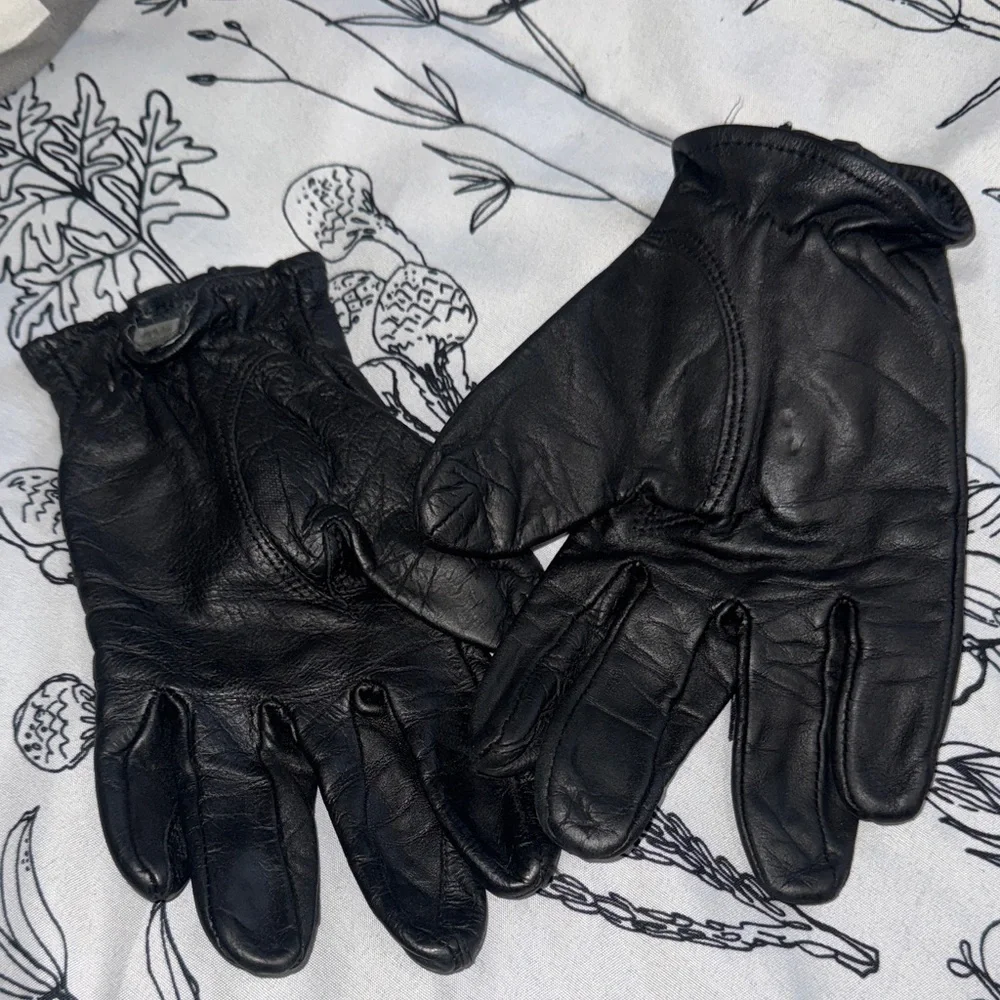 Black Leather Women's Gloves